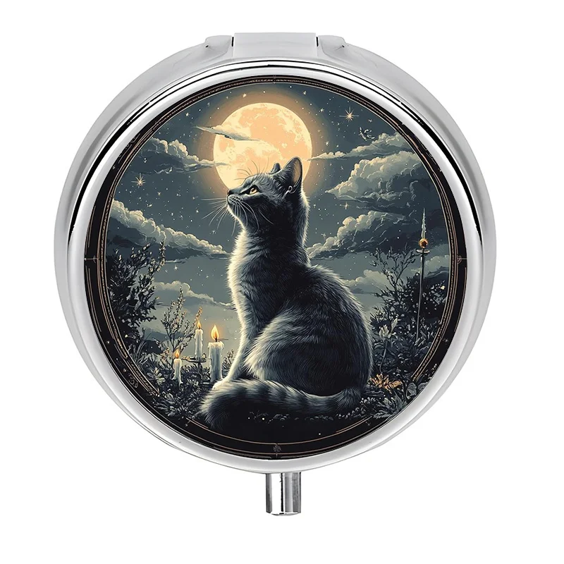 Single-piece, flat, round three-compartment box, Moonlight Witch circular pattern design, portable travel case, nature-inspired design, used for compact storage of daily vitamins and supplements