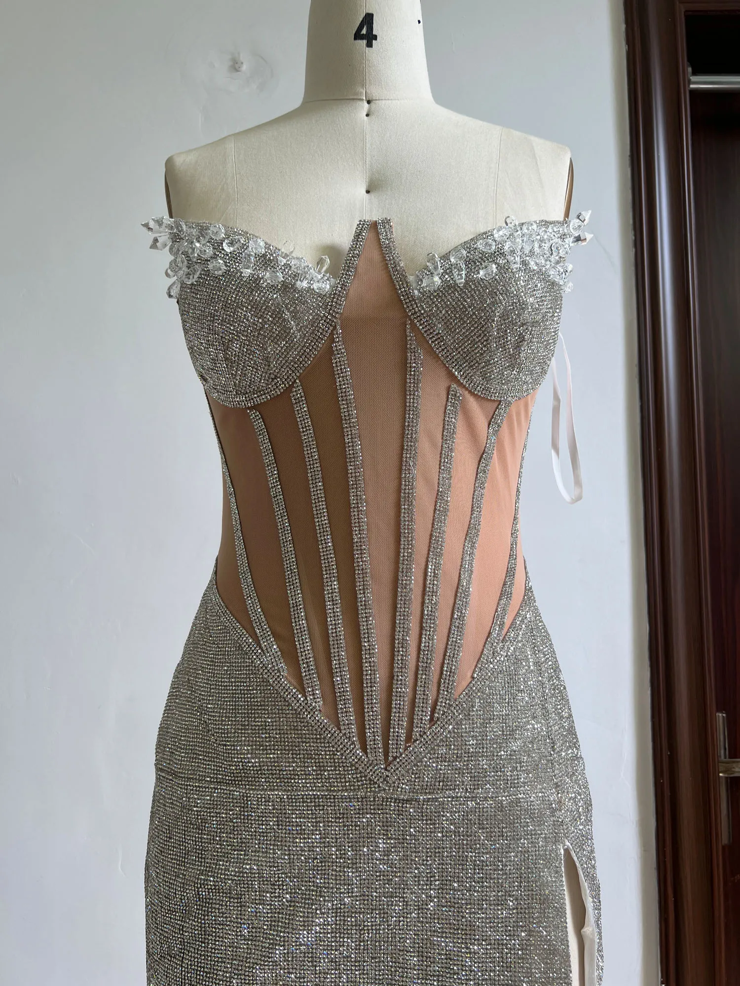 Vestido Sexy de gasa con encaje calado y perlas, transparente, elástico, ajustado, para fiesta de cumpleaños, actuación, 2023