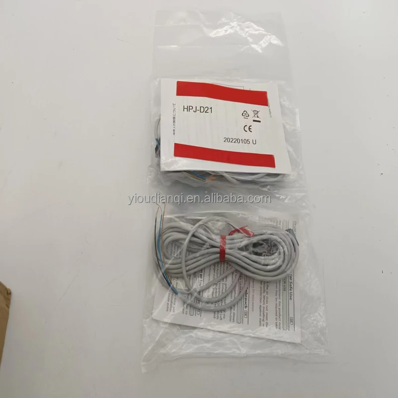 

Совершенно новый на складе HPJ-A21 HPJ-D21 HPJ-T21 Маленький фотоэлектрический датчик Гарантия один год