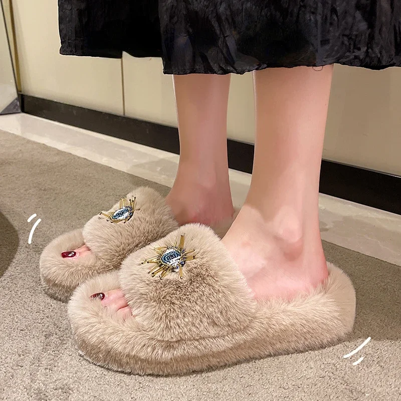 Women Winter Fashion Soft Warm New Comfort Flat Fur Slipper Outside Fluffy Slippers Indoor Soft Plush Shoe Women luxury Slippers