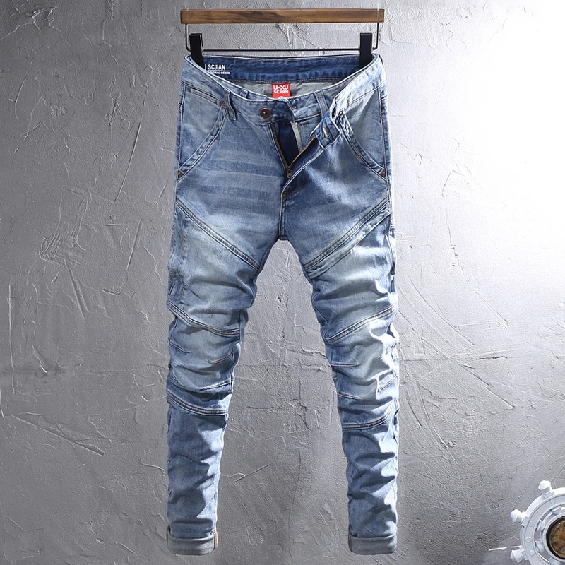 Pantalones vaqueros de estilo Hip Hop para Hombre, Jeans Retro de moda de calle, color azul claro, elásticos, ajustados, empalmados, diseñador de motorista