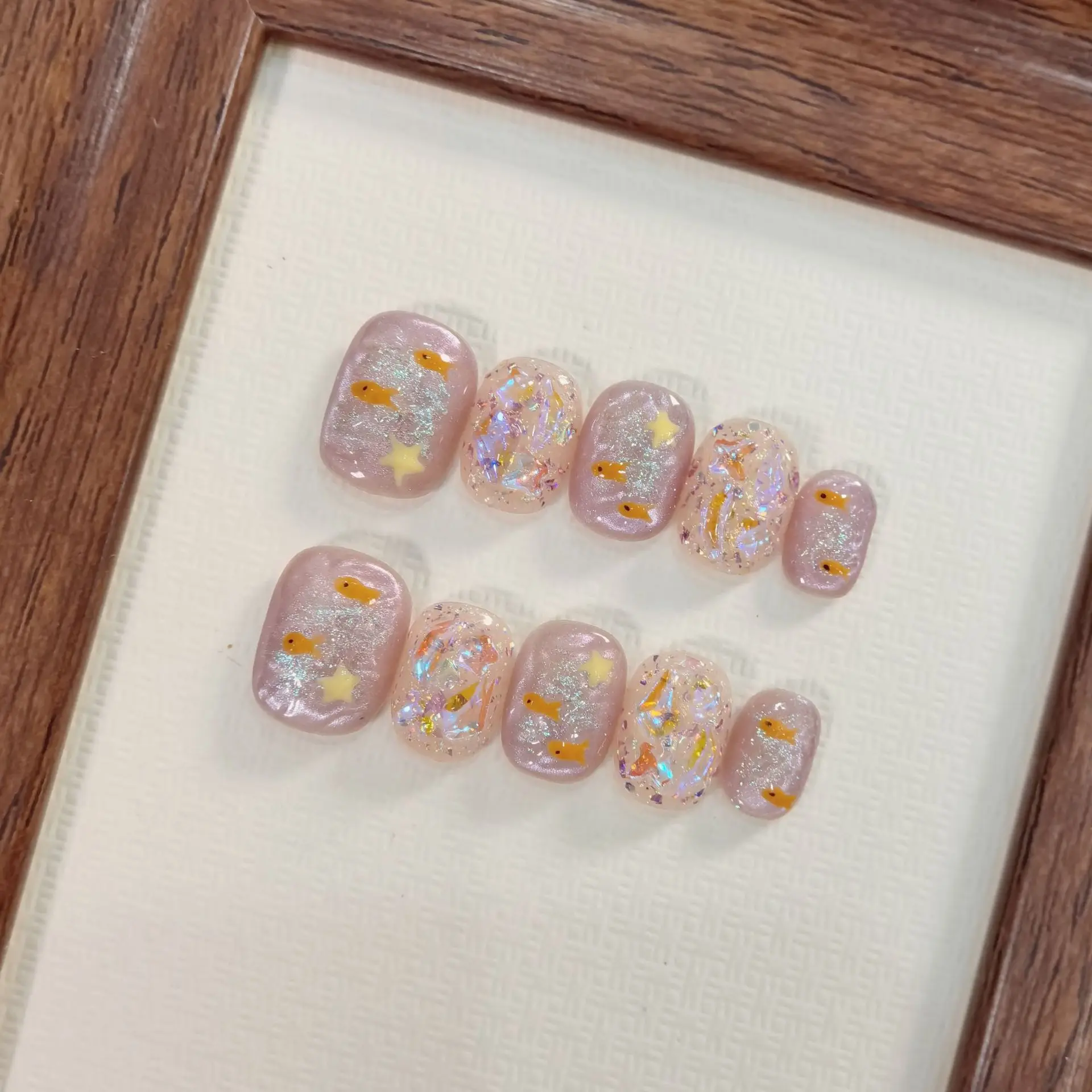 

10pcs Handmade Press on Nails Pink Ocean Aurora Cat's Eye Fake Nail for Women&Girl Small Fish Summer Detachable Wearable Nail