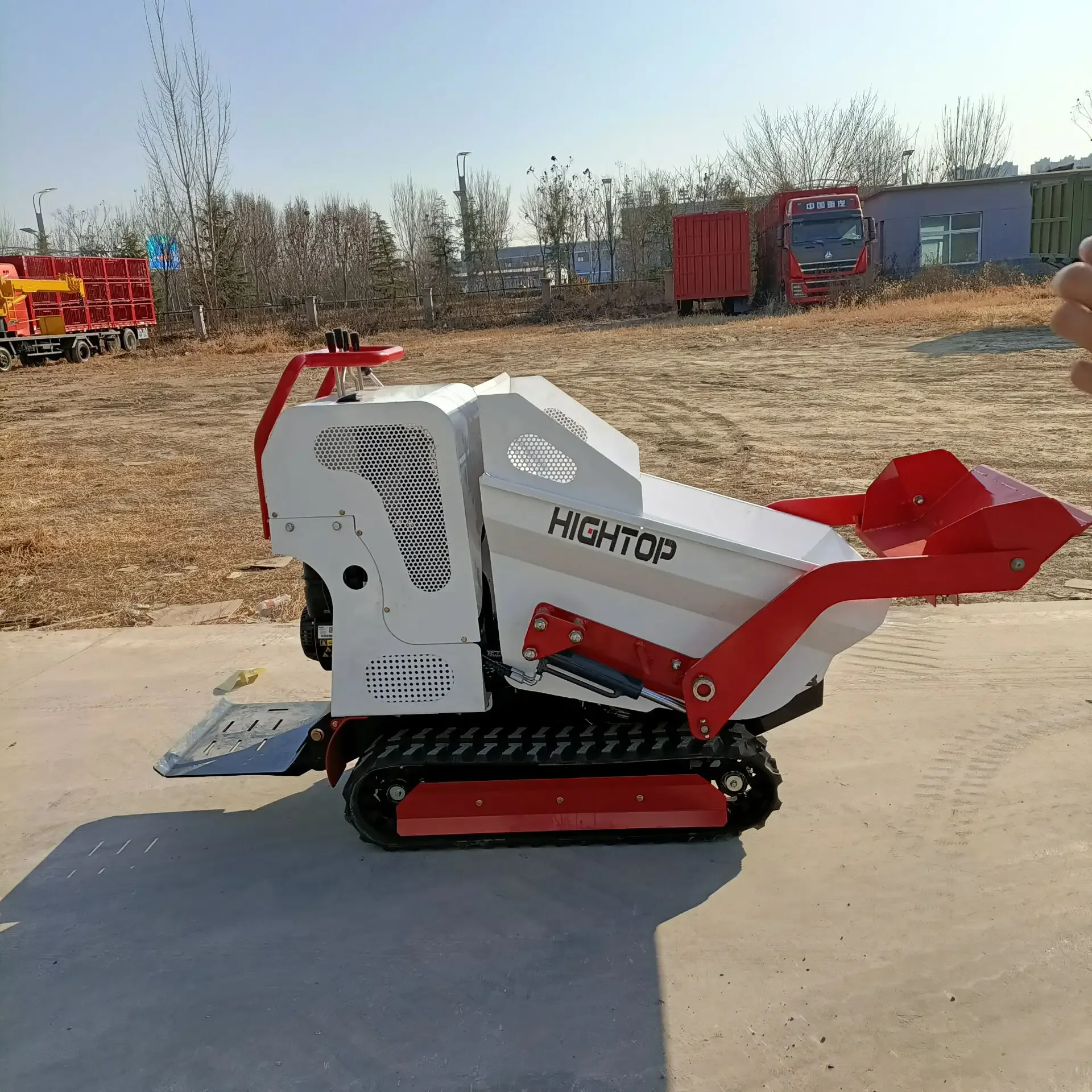 شاحنة قلابة مطاطية رخيصة الثمن 800 كجم، 1000 كجم HT500 شاحنة قلابة مطاطية لمركبة النقل