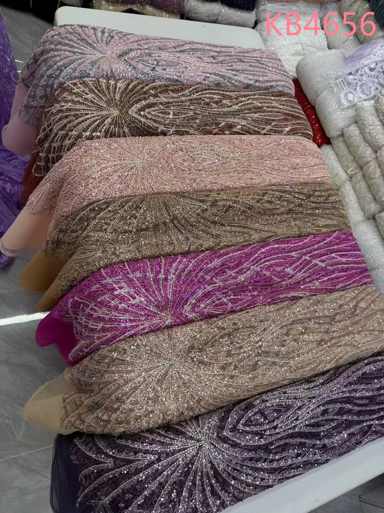 الفاخرة الخرز الدانتيل النسيج أحدث أقمشة الدانتيل جودة عالية 2025 الترتر تول الدانتيل النيجيري النسيج الدانتيل الترتر للخياطة KB4656