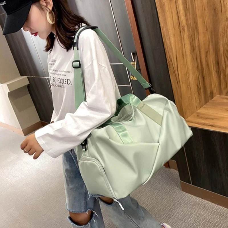 Women Dry Wet Separation Gym Duffle Bag Multifunctional Sports Shoulder Bag for Yoga Swimming Fitness Weekend Short Trip Travel