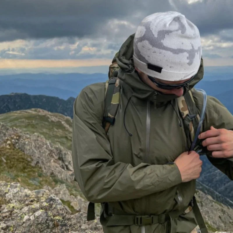 Winter Camo Knit Hat (Single Pack) – Unisex. Breathable, warm, windproof, soft. For commute/hiking. Stylish winter must-have