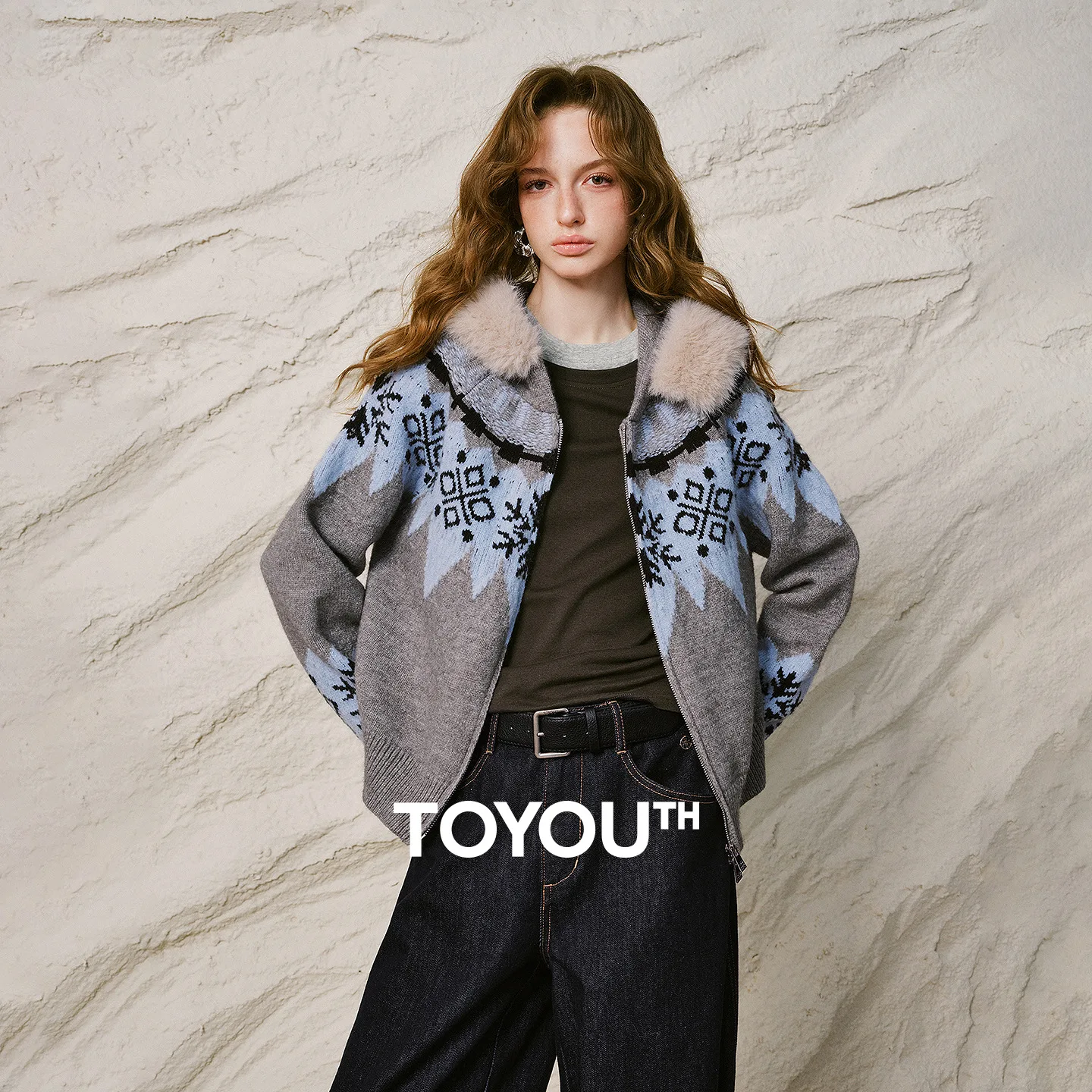 TOYOUTH Women Sweater 2026 Winter New Fair Isle Jacquard Zip Fur Trim Hooded Warm Winter Vibe Outerwear