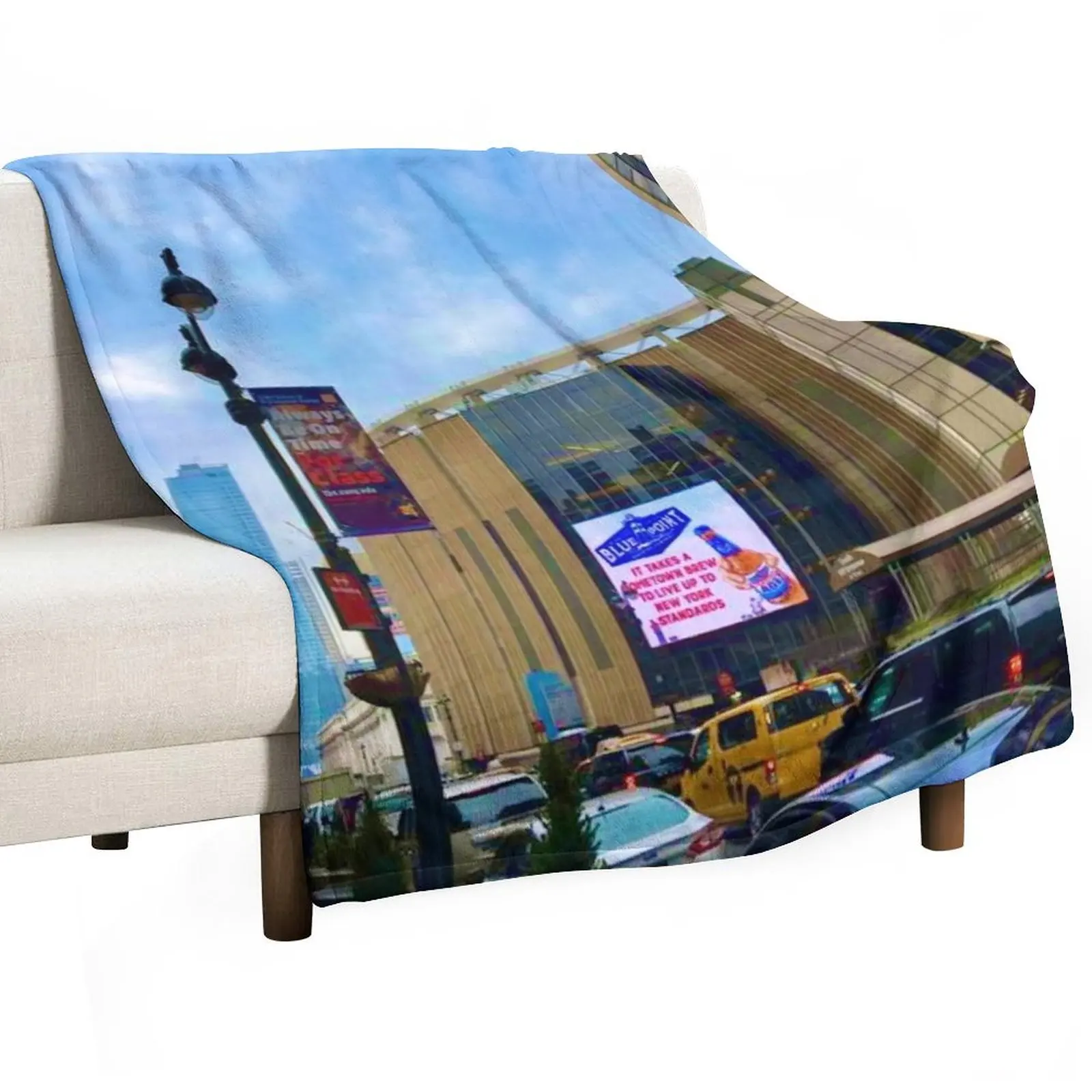 

Madison Square Garden in Traffic Throw Blanket Sofa Throw Plush Soft Blankets