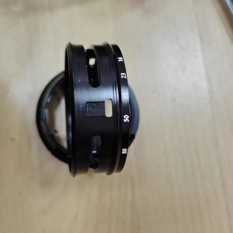 

Новые запасные части для зум-створа для объектива Fujifilm Fujinon XF 16-80 мм F4R OIS WR