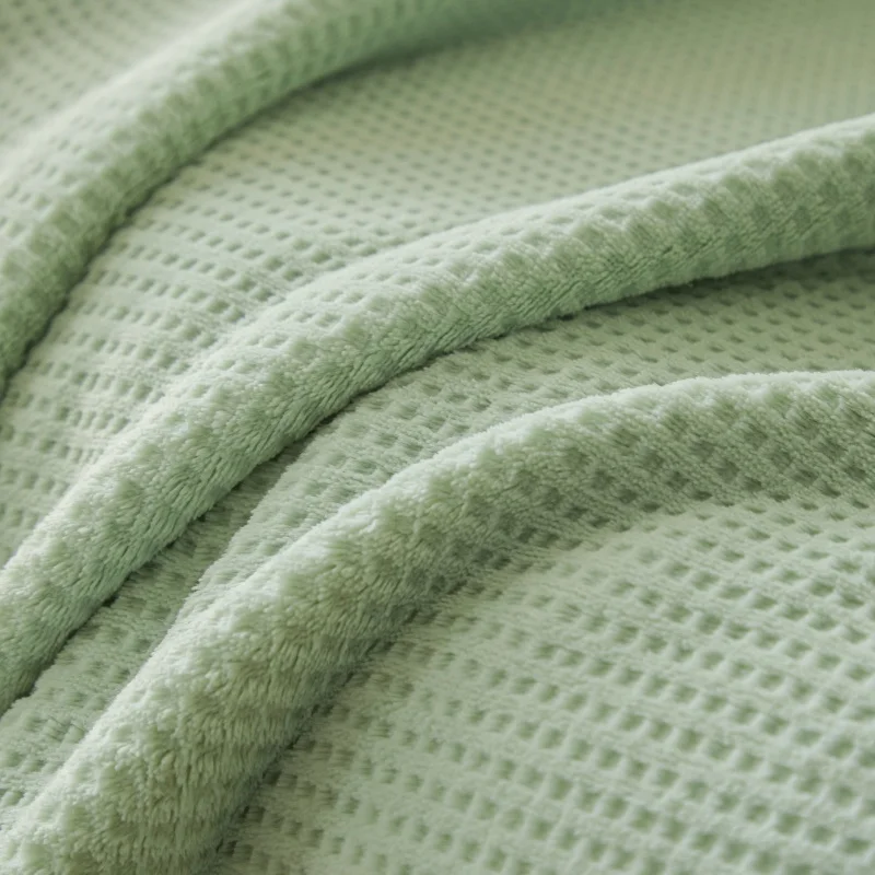 Warm Milk Velvet Throw Blanket Lightweight Soft Waffle Blanket for Twin Full Queen King Bed Decorative Plaid Sofa Throw Blankets