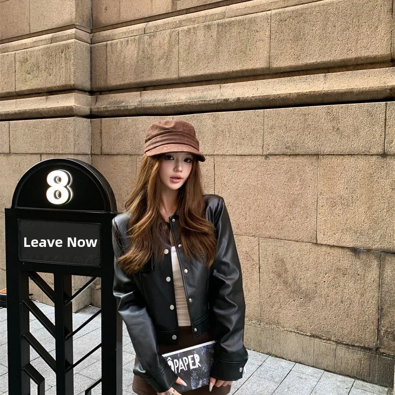 เสื้อโค้ทหนังผู้หญิง Bla Motorcycle Sle ort Jaet รุ่นใหม่ประจำฤดูใบไม้ร่วงปี 2025 สไตล์ Sle ature Heart-Mind แบบคลิปออนระดับไหล่