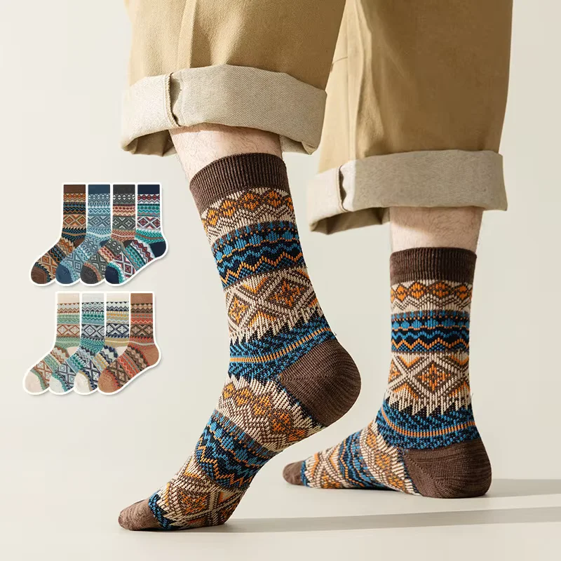 4 Pairs Man Short Socks Retro Bohemian Stripe Style Breathable Cotton Fashion Double Needle Men's Tube Socks Four Seasons
