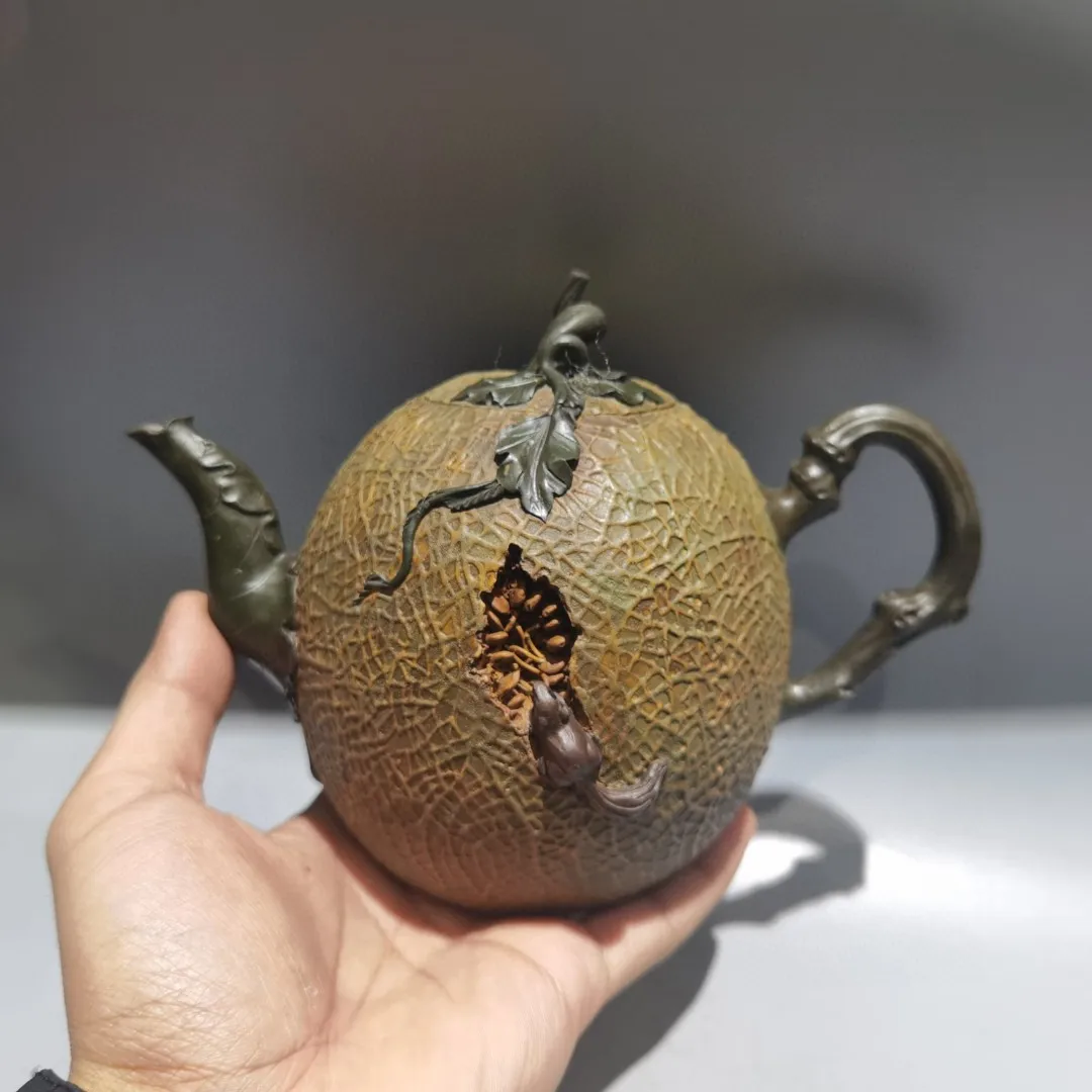 Yixing Purple Clay Pot Painted Guateng pattern Hami melon pot Vine texture Kettle Teapot Flagon