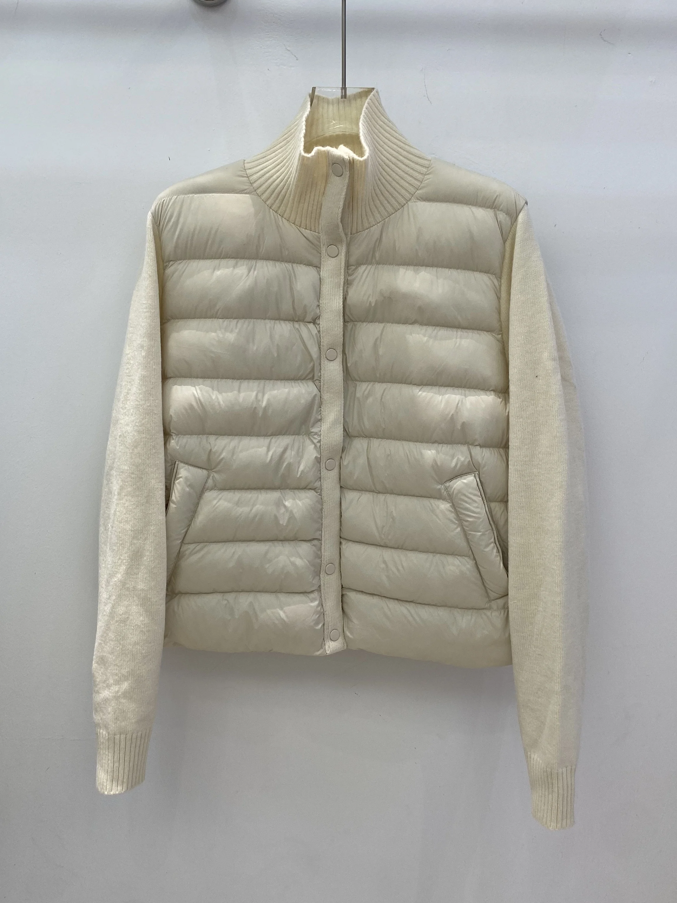 Fashionable Knitted Stand Collar Patchwork White Duck down Jacket Lightweight Warm Base Layer Outerwear for Women Autumn Wint...