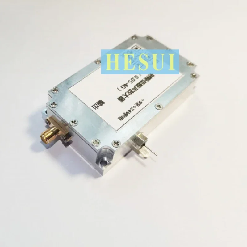 0.05-4GHz broadband low noise amplifier 50dB receives high gain GPS low noise amplification