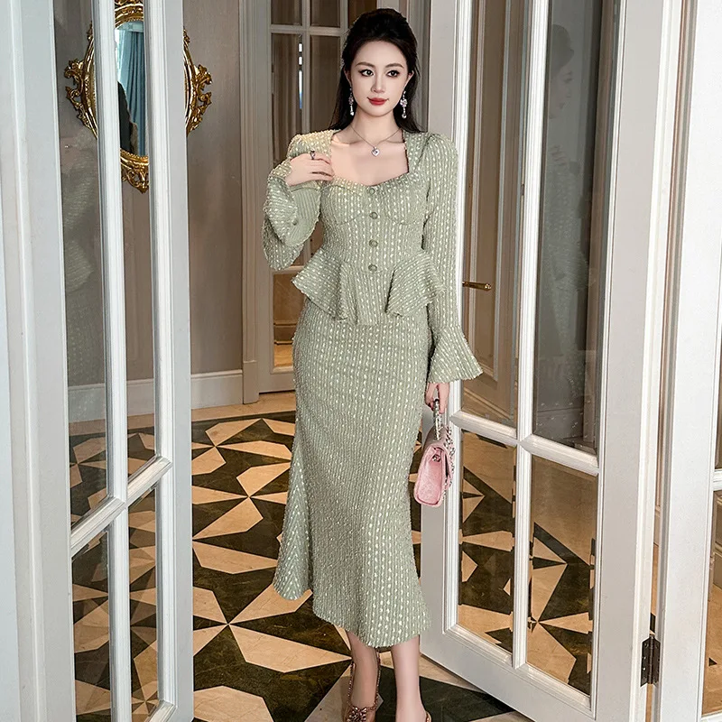 2024 Autumn Clothing New Temperament Square Collar High Waist Horn Sleeves Fake Two-piece Dress for Women Vintage Dress