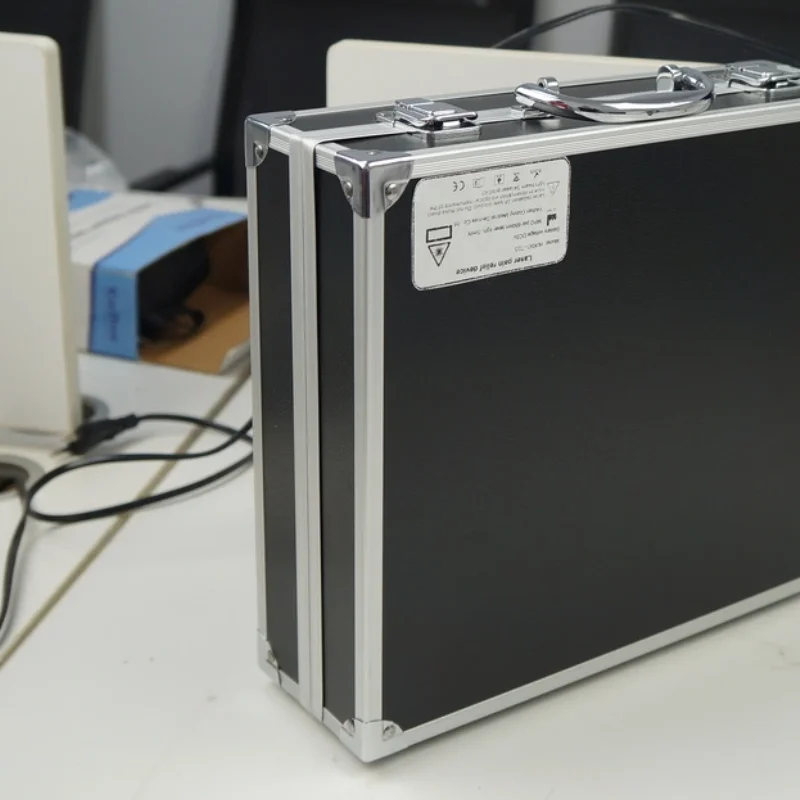 

Professional 650nm 808nm Laser Therapy Device for Pain Relief - Dual Wavelength Medical Grade Equipment