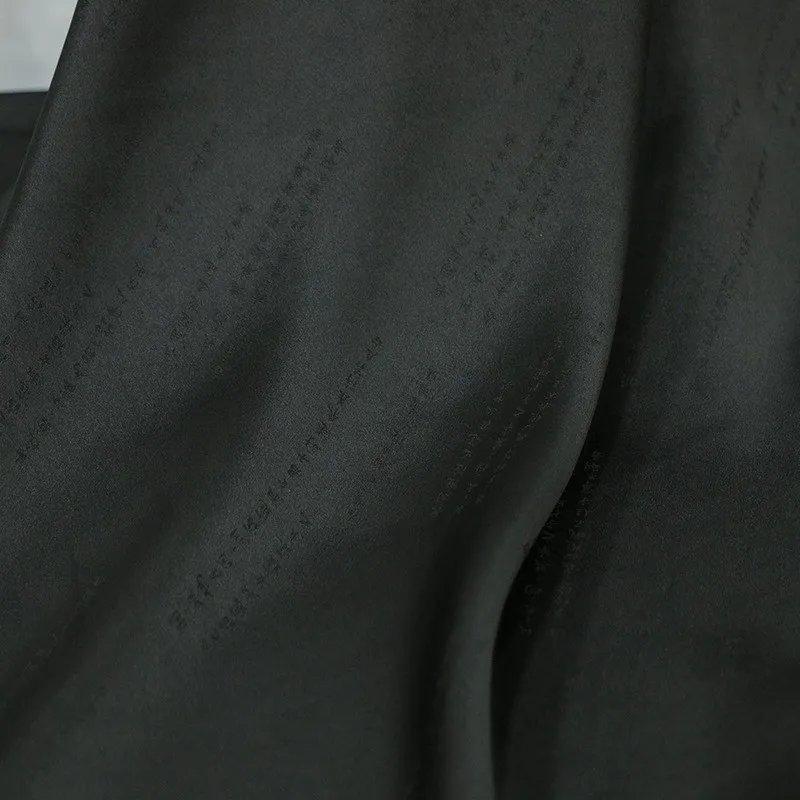 

Black silk Sambo satin jacquard intangible cultural heritage Xiangyunsha color fabric Chinese-style cheongsam