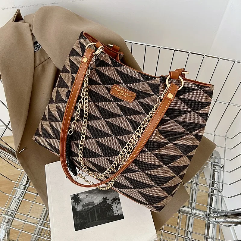 

Women High End Elegant Luxury Leather Shoulder Bag Classic Stylish Tote Handbag Daily Crossbody