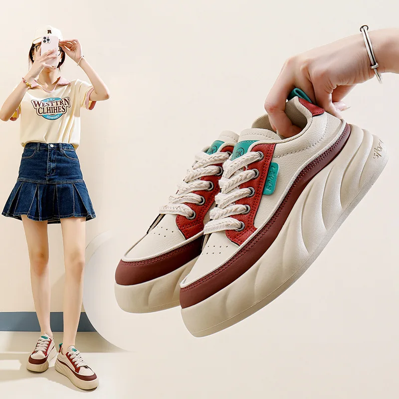 2024 Autumn New Breathable Little White Shoes Women's Leather Casual Board  Versatile Muffin Shoes Womens Shoes Fashin