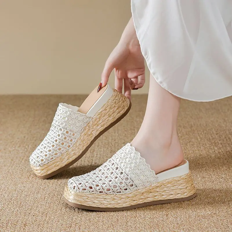 

Hollowed-out Woven Toe Cap Half-slipper Women's 2025 Summer Breathable Insole Height-increasing Straw Woven Thick-soled Shoes