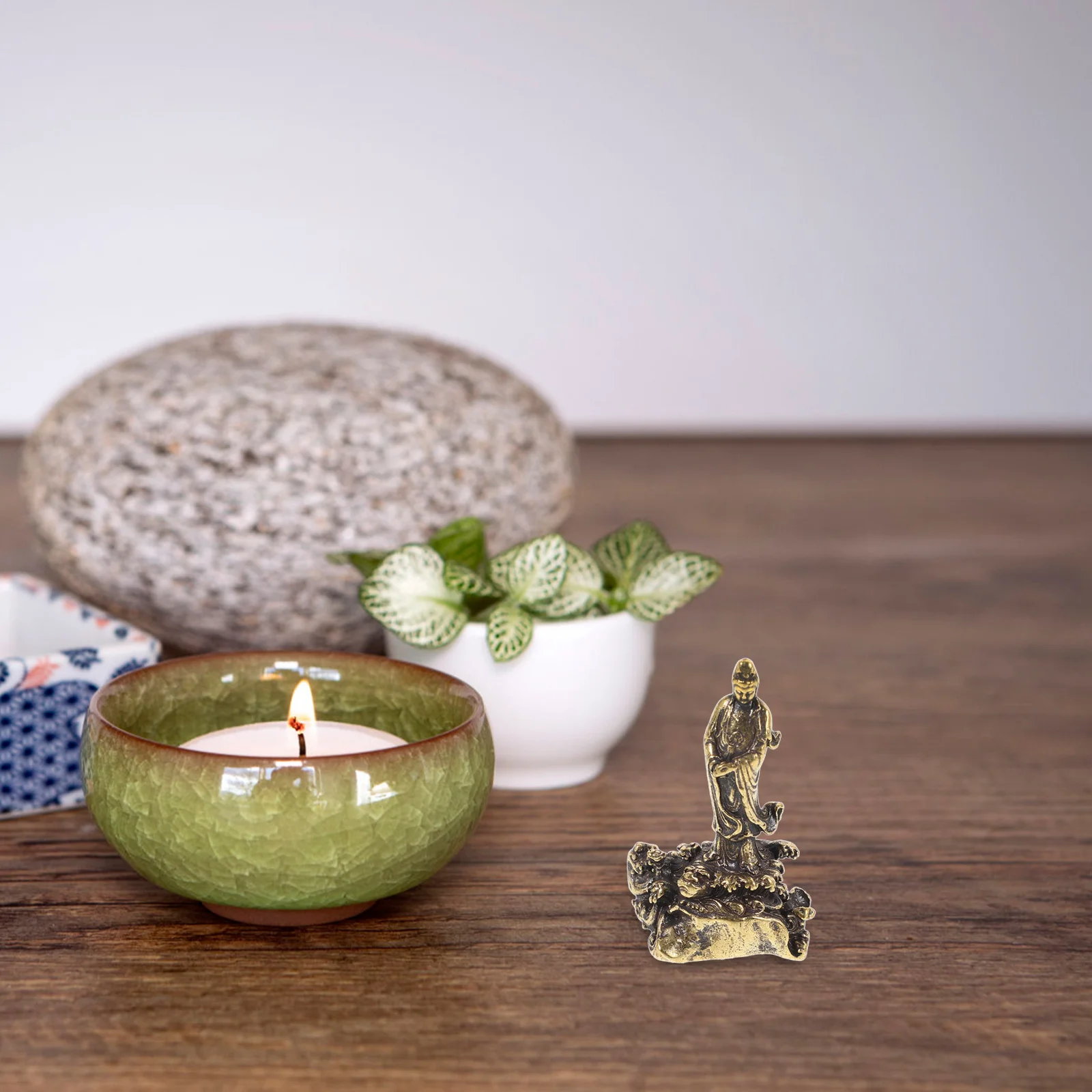 

Small Brass Avalokitesvara Statue Desktop Decor Indoor Home Ornament Vintage for Office Table Decoration