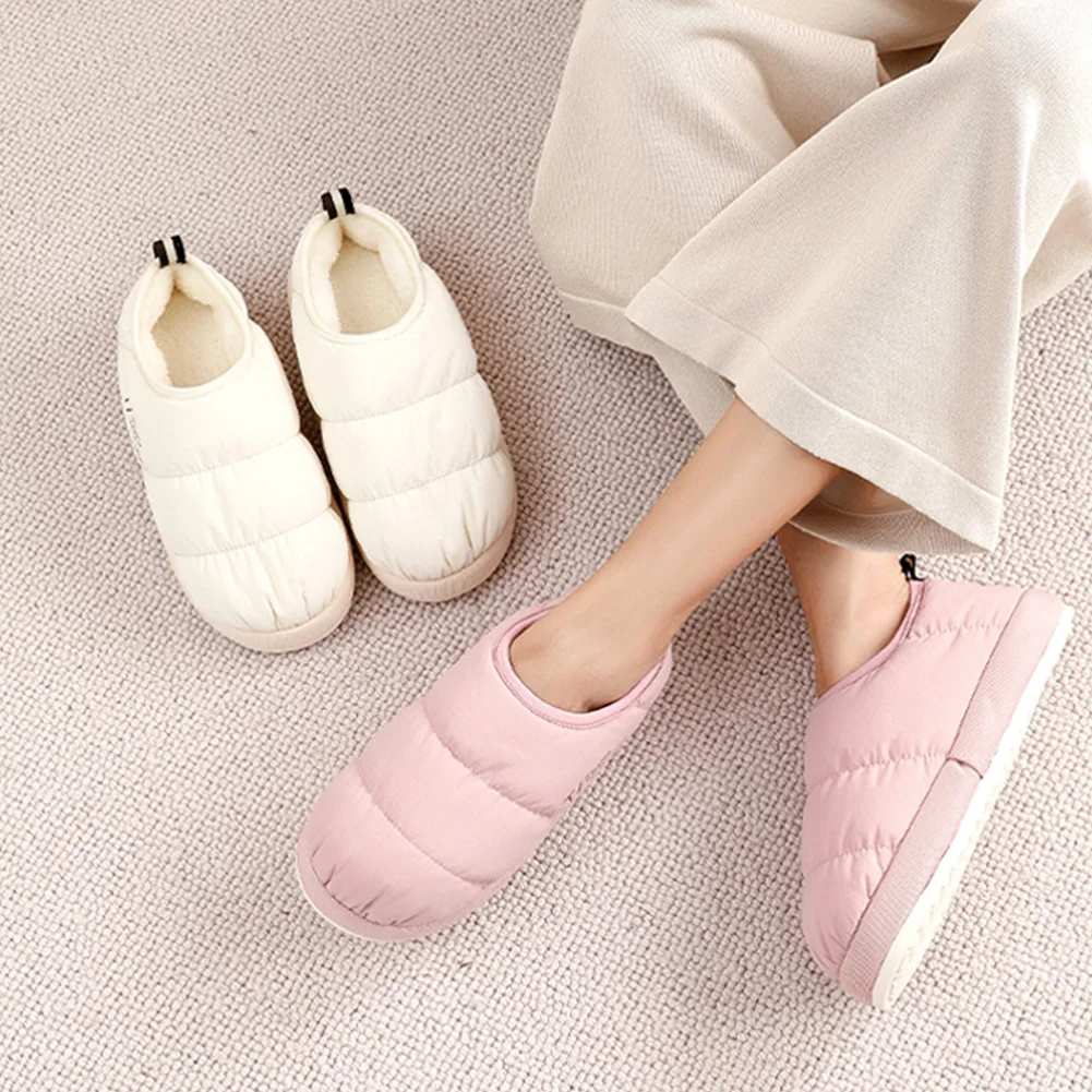 

Women's House Shoes Closed-back Quilted Slippers Warm Soft House Slippers Memory Foam Home Slippers for Indoor