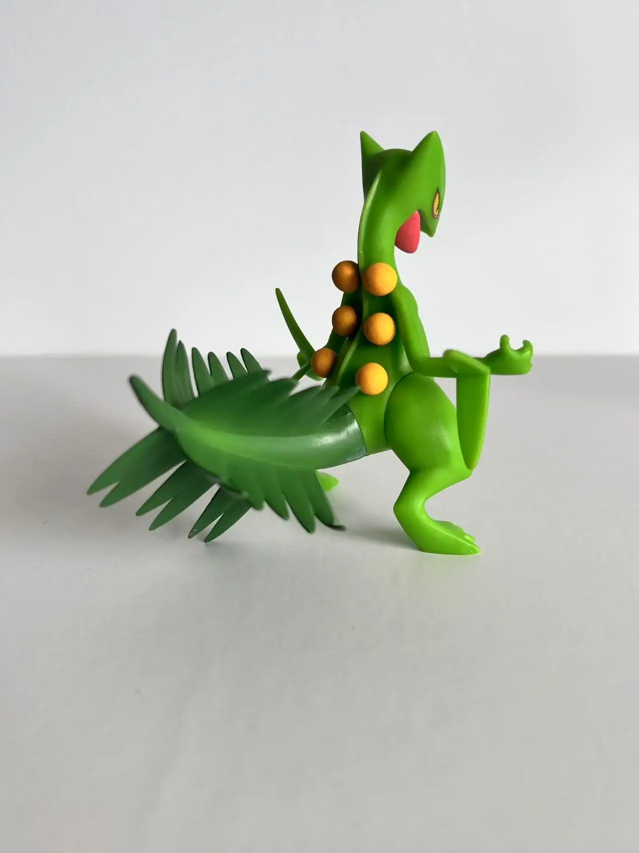 Novo 9cm ace sceptile anime figura evolução sceptile figuras pvc gk estátua estatueta modelo boneca coleção ornamento mesa brinquedo presente
