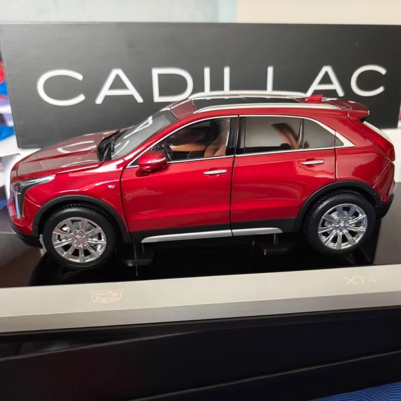 Diecast 1:18 Scale Cadillac XT4 Full Car Door-opening Alloy Car Model Collectible Toy Gift Souvenir Display Ornament