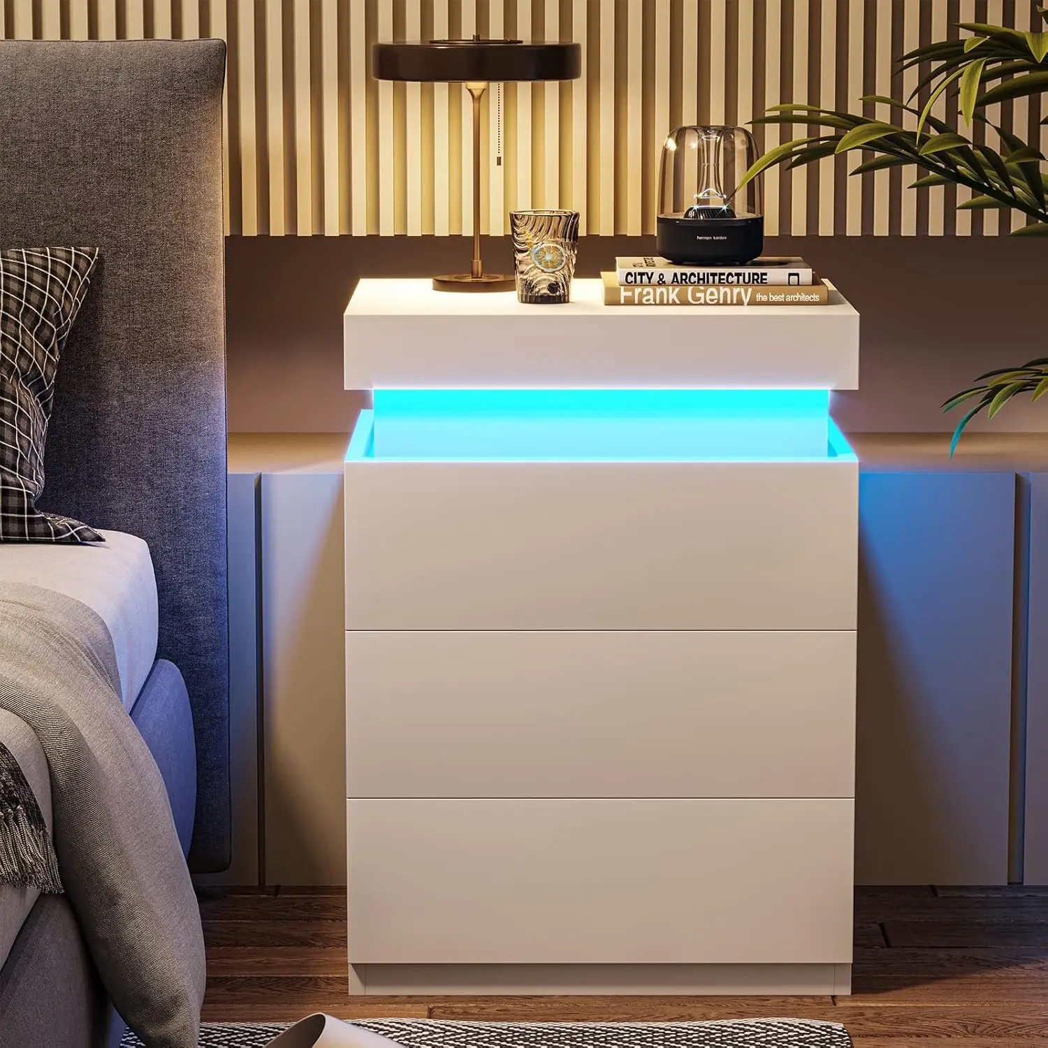 Mesa de cabeceira com estação de carregamento e luzes LED, suporte noturno com tampo deslizante para quarto, mesa de cabeceira com gavetas, extremidade moderna S