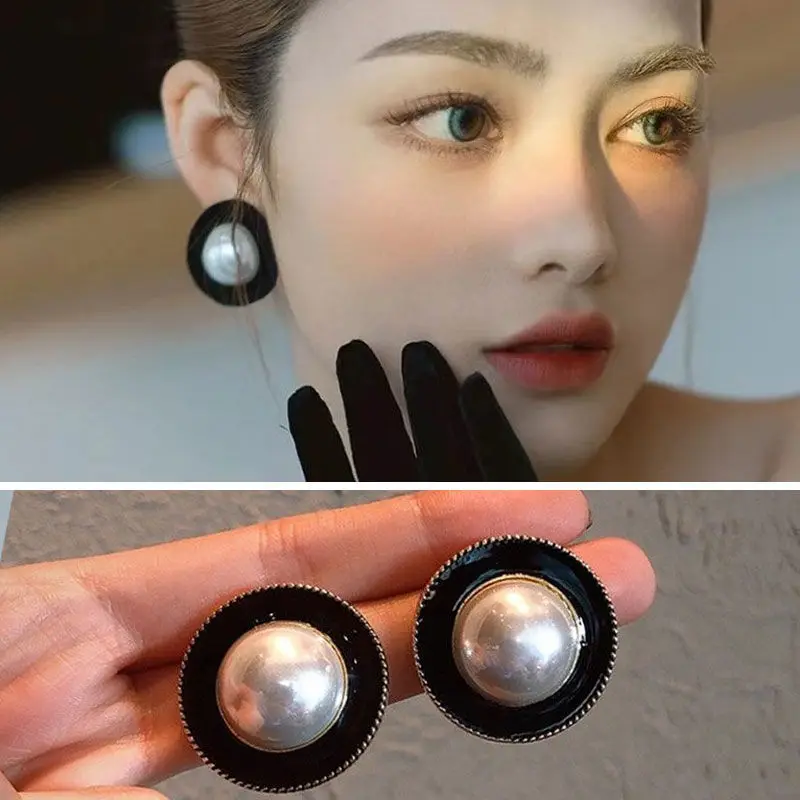 Vintage Women Black White Pearls Patchwork Round Stud Earrings Set Gift , Woman Ear Accessory Present Jewelry