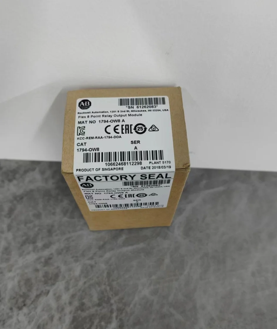 1PC nowy AB 1794-OW8 1794OW8 A w pudełku marki