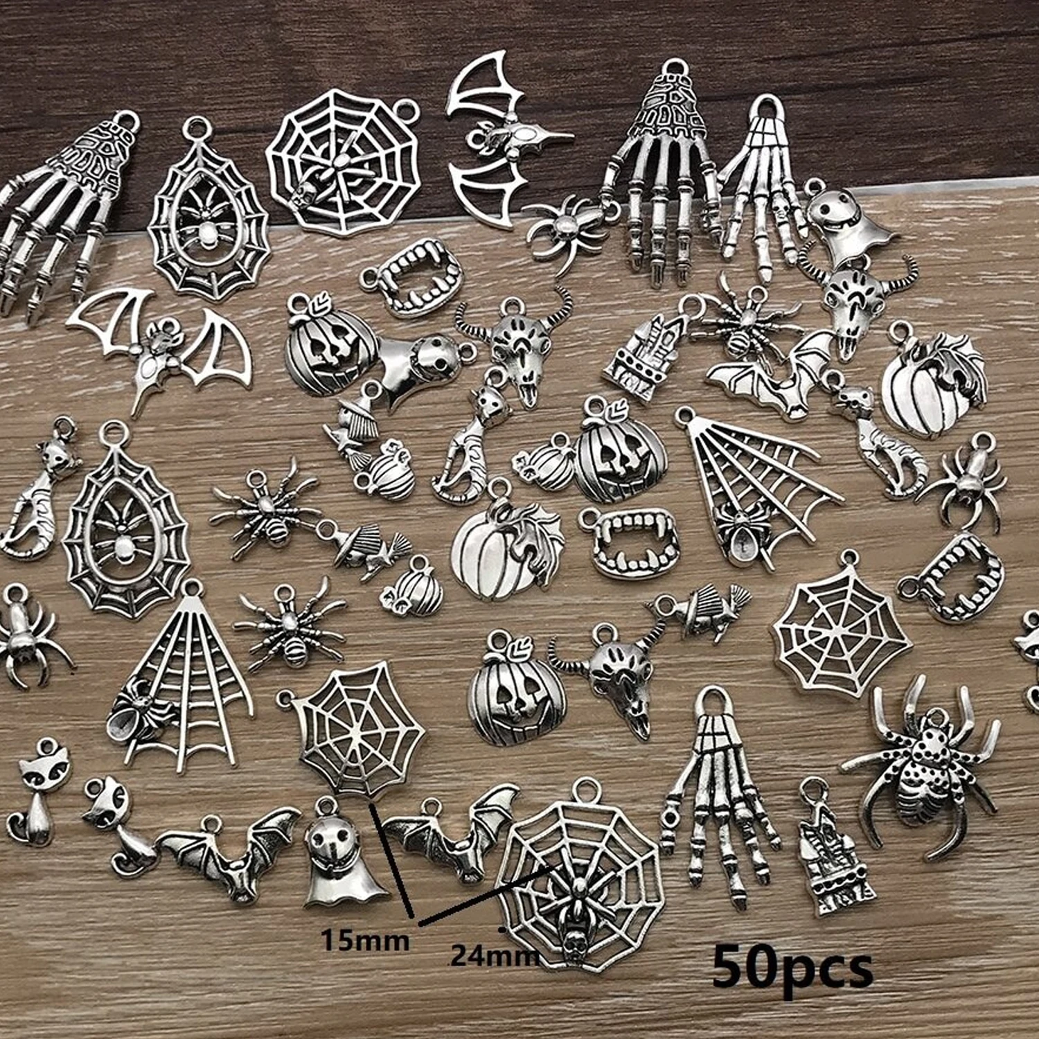 50pcs Halloween Charms – Vinta - Cosplay Bat Prop recension och pris