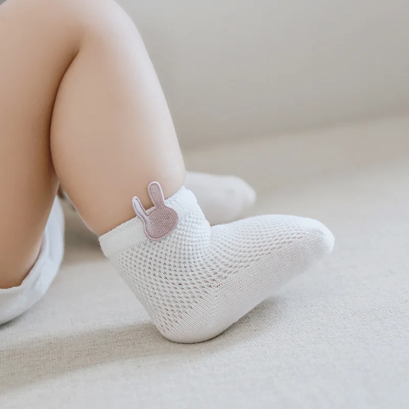 Kaus kaki bayi baru lahir isi 3 pasang, Kaos Kaki katun tipis bersirkulasi jaring lucu aksesori bayi baru lahir tanpa tulang, kaus kaki pendek