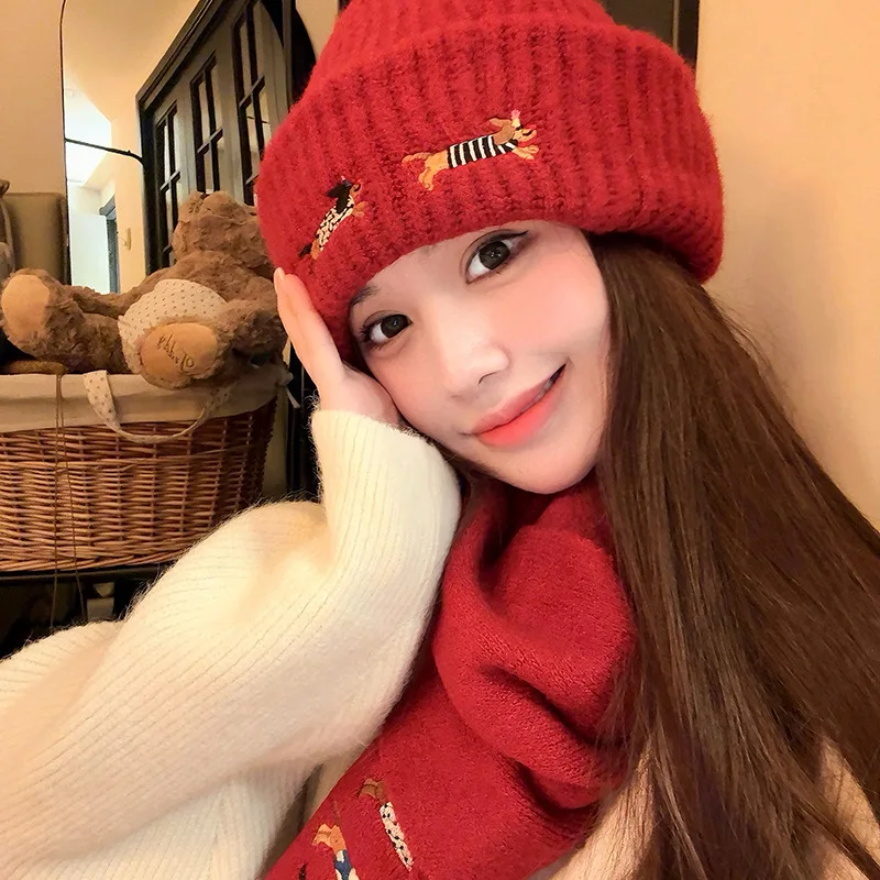 Winter Dachshund Knitted Hat Women's Warm Winter Versatile Student Coldproof Ear Protection Cute Scarf Hat Two-piece Set