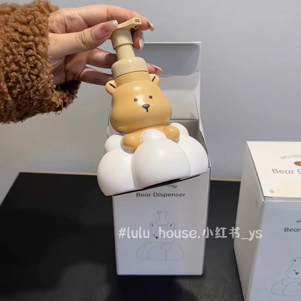 Cute Bear Foam Foam Bottle hand sanitizer Shampoo Body Wash Face Wash Large capacity pressing bottle - view 4