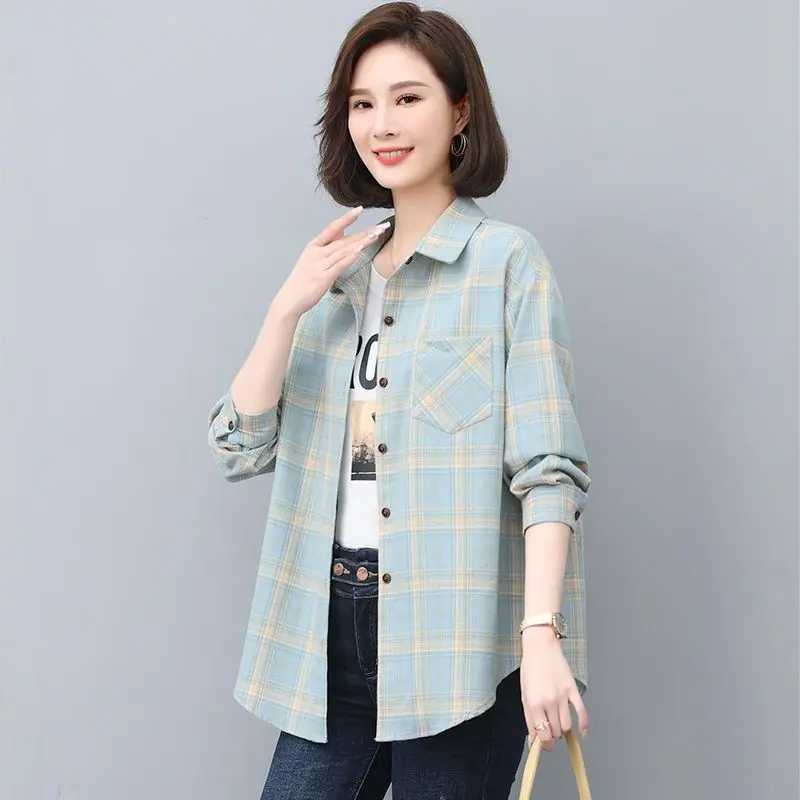 Fashion Lapel Button Pockets Printed Plaid Shirts Women's Clothing 2024 Autumn Winter New Loose Commuter Tops Casual Blouses