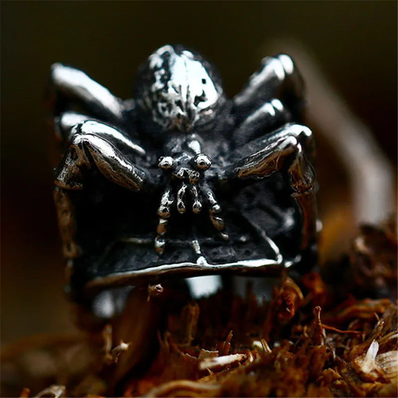 New stainless steel cast ring retro overbearing spider ring