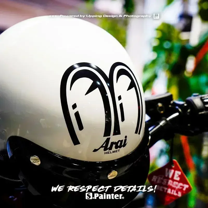 Reflective car stickers, motorcycle helmets, side boxes, large eyes, stickers, electric vehicle body, front windshield