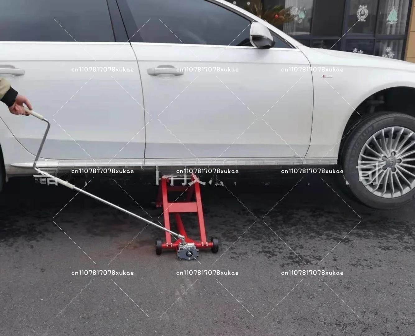 Tilting Car Lift Car Lift 2T  Steel Mini Tilting Car Lift