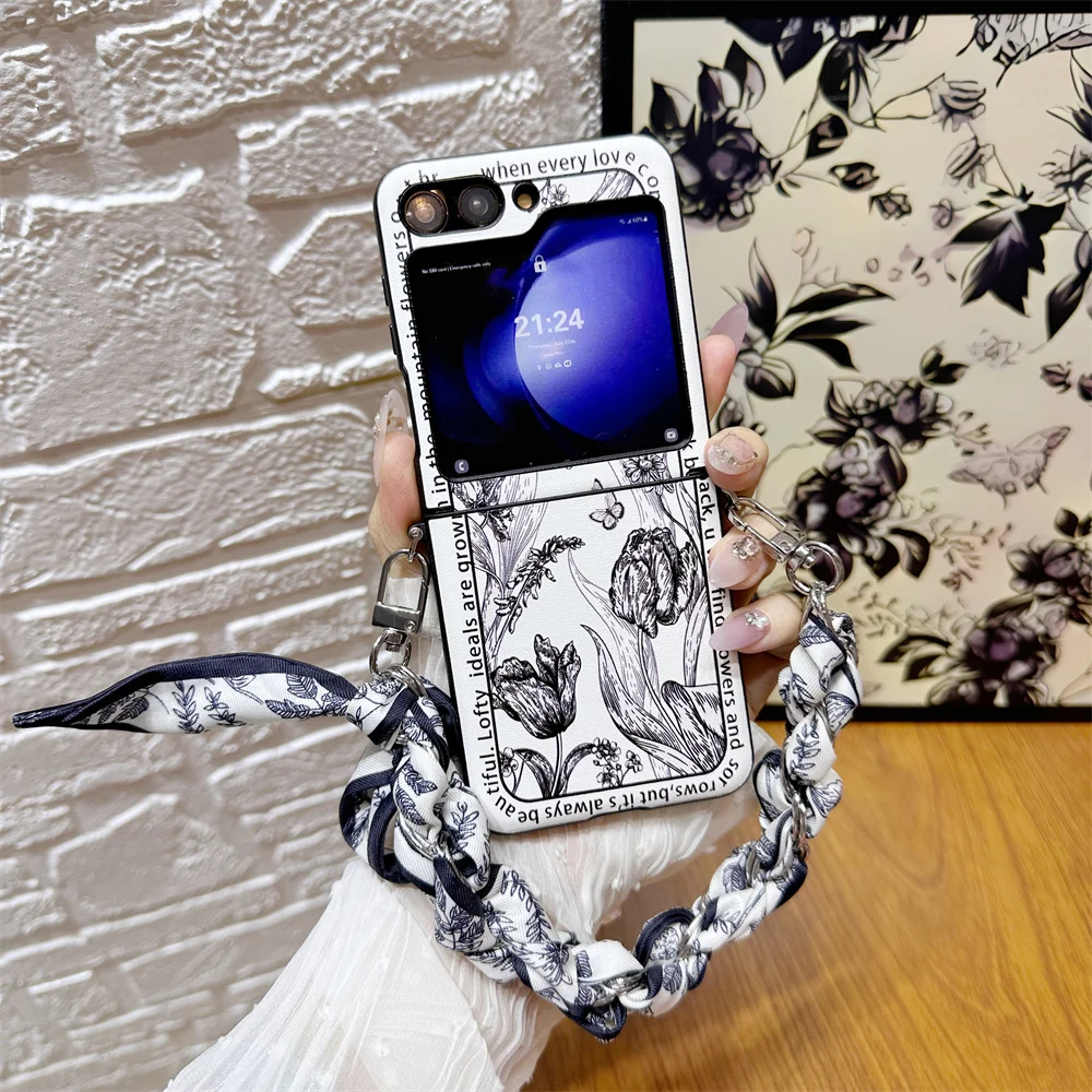 Z Flip6 Fashion Flower Leather Case for Galaxy Zflip5 Z Flip 6 5 4 3 Flip3 Z Flip4 Hinge 2in1 Full Coverage Scarf Bracelet Cover