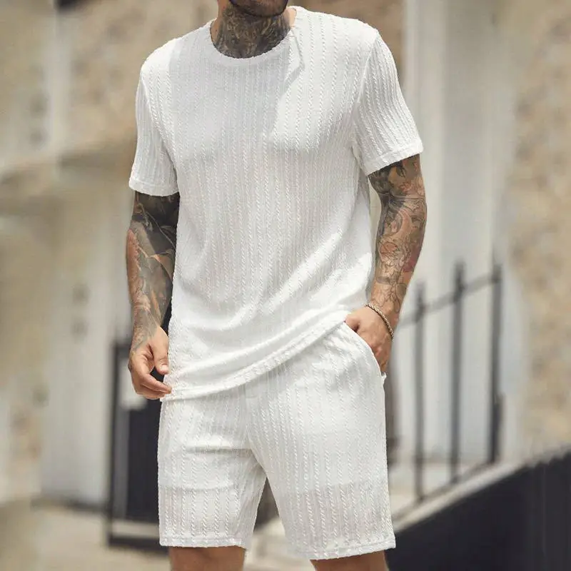 2025 Men's Sports Suit Hot Item Solid Color Round Neck Pullover Vertical Pattern Casual Comfortable T-shirt Shorts Two-piece Set