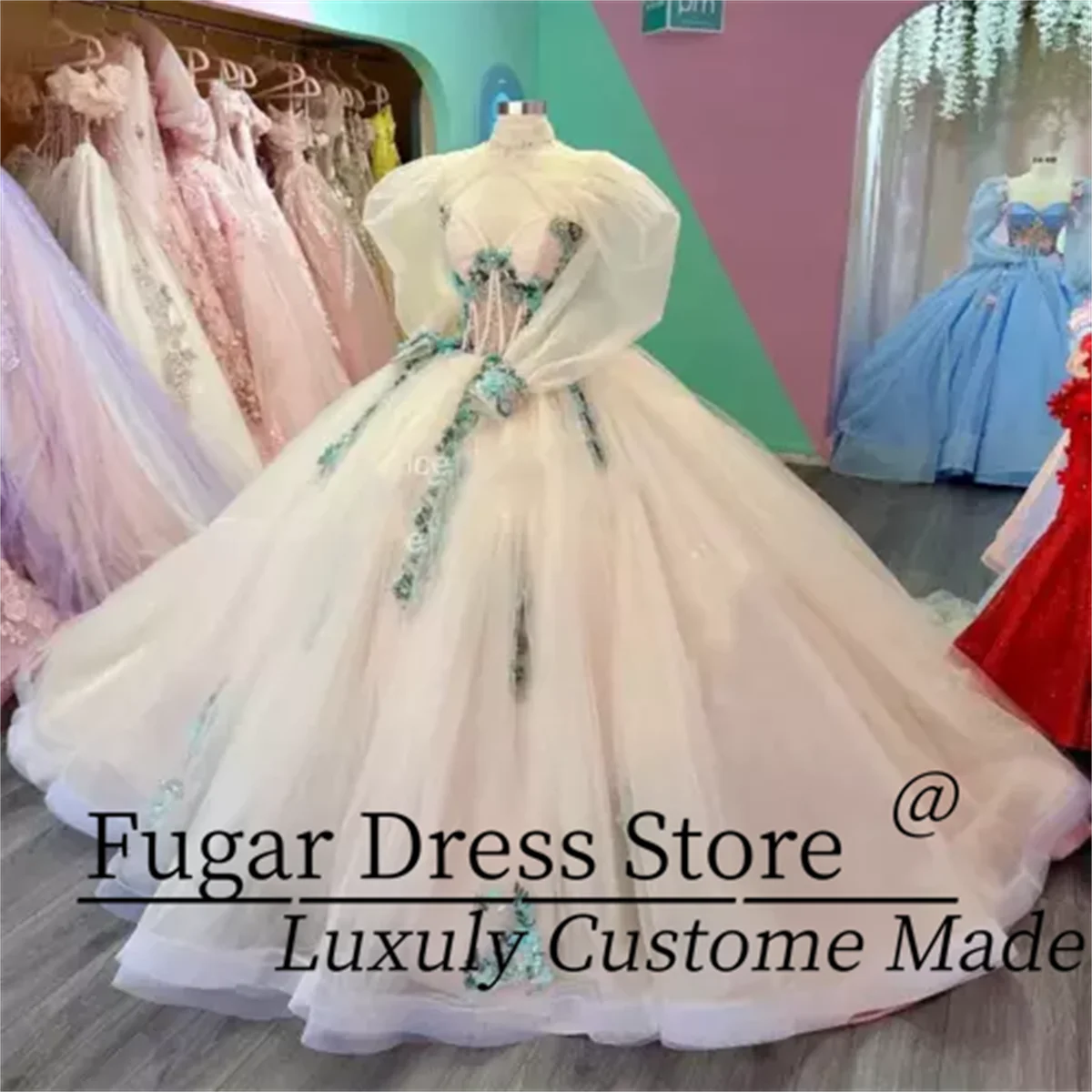 

Beautiful White Princess Quinceanera Dresses Ball Gown Lace decal Applique Tulle Mexican Sweet16 Prom Dress vestidos para niñas