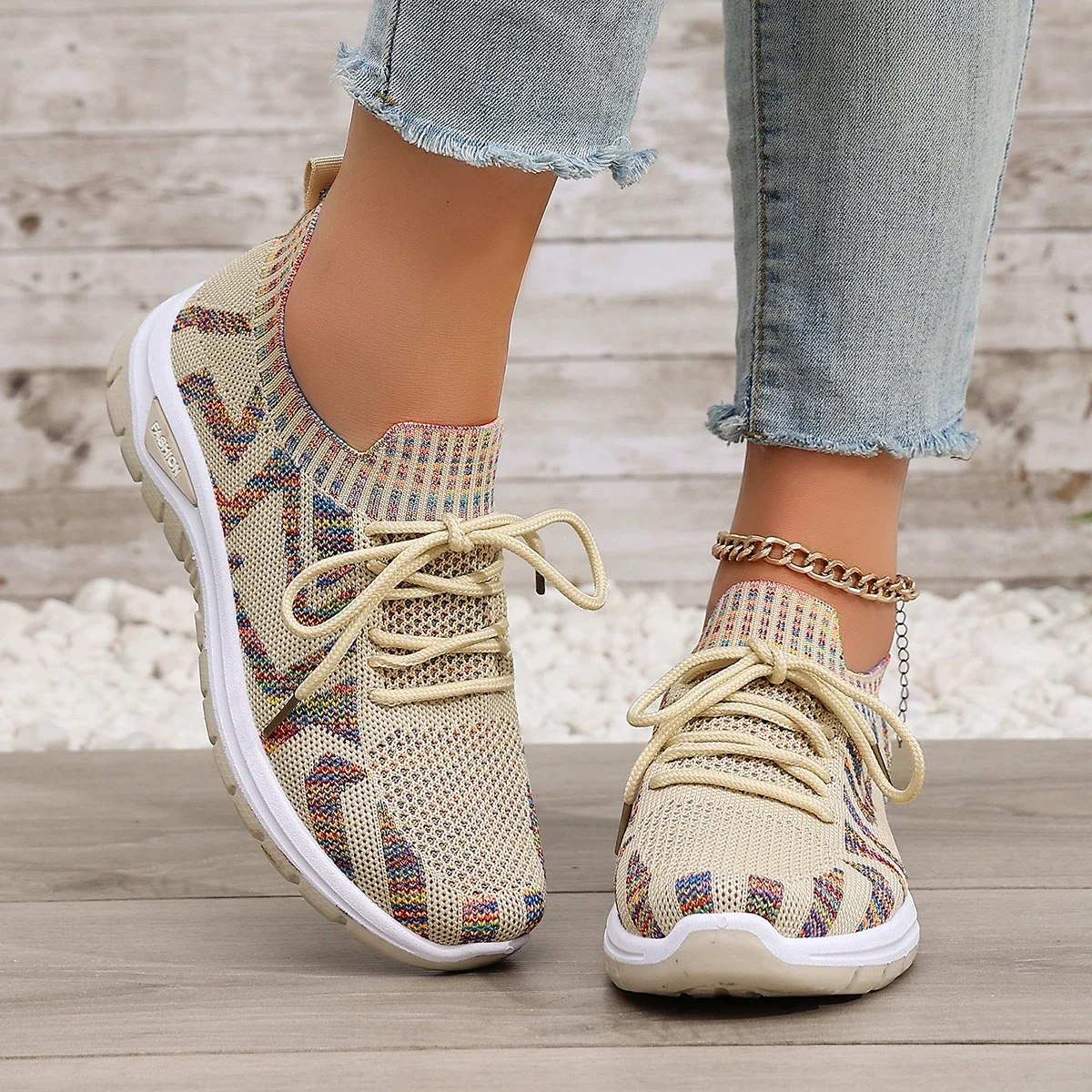New women's affordable casual shoes: slip-on athletic-casual sneakers that are stylish, lightweight, durable, and versatile.