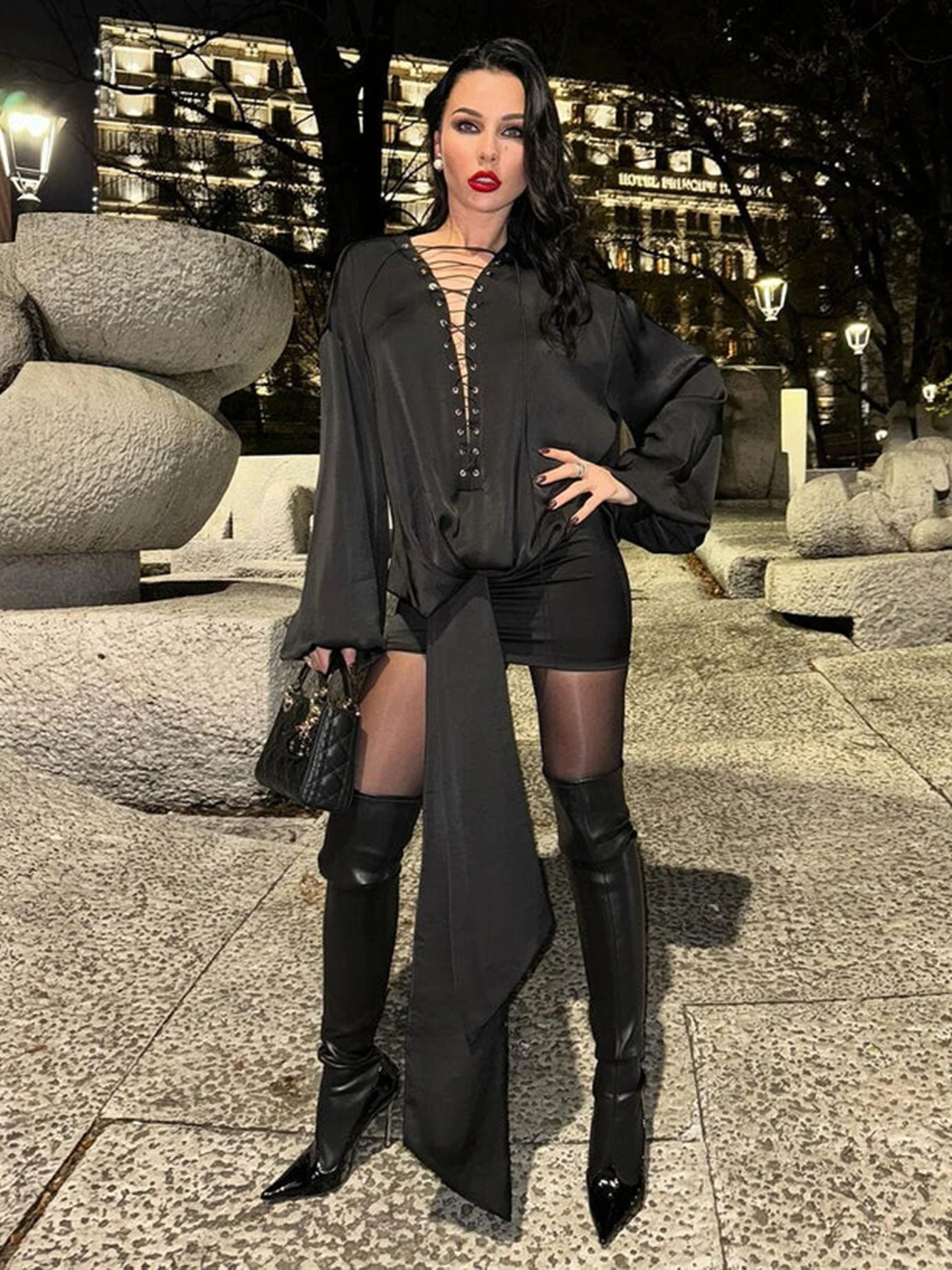 

High Quality 2024 Summer New Black Sexy V-Neck Tie Up Lantern Long Sleeved Draped Celebrity Party Club Mini Dress Vestidos