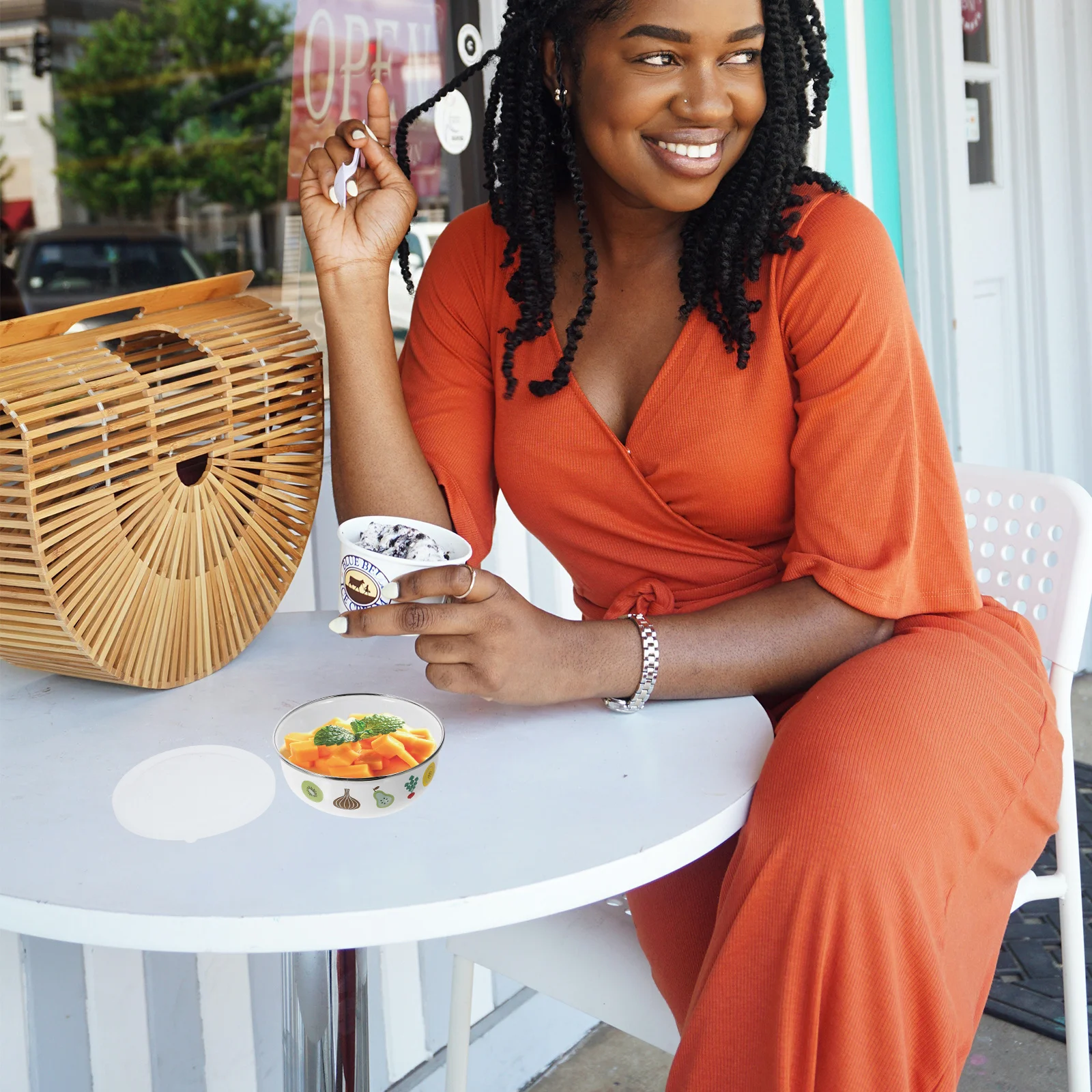 

5Pcs Sealed Enamelware Bowls Deep Food Preservation Containers Portable Kitchen Mixing Serving Bowls for Restaurant Picnic Use