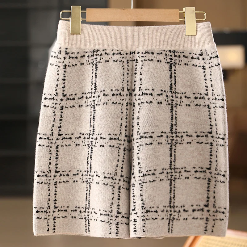 Women 100% Merino Wool Knitted  Checkered Half Pants Autumn Winter Warm Soft Basic   Cashmere Knit ShortCasual Simple Style