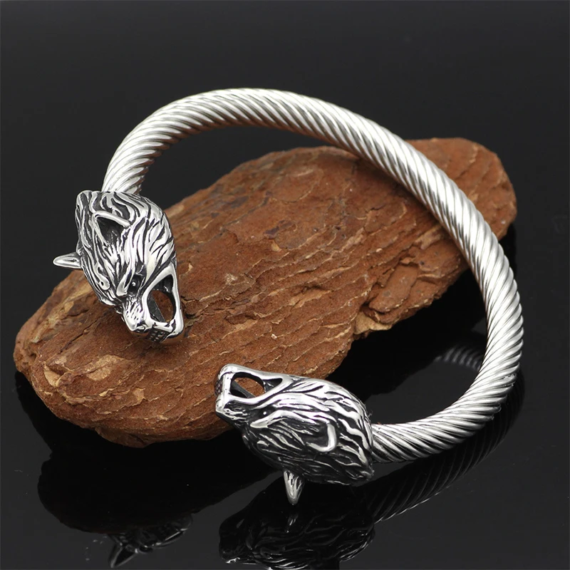 

Viking wolf Head Opening Bracelet Adjustable Stainless Steel Retro Bangle for Men Women Fashion Norse Amulet Jewelry Wholesale