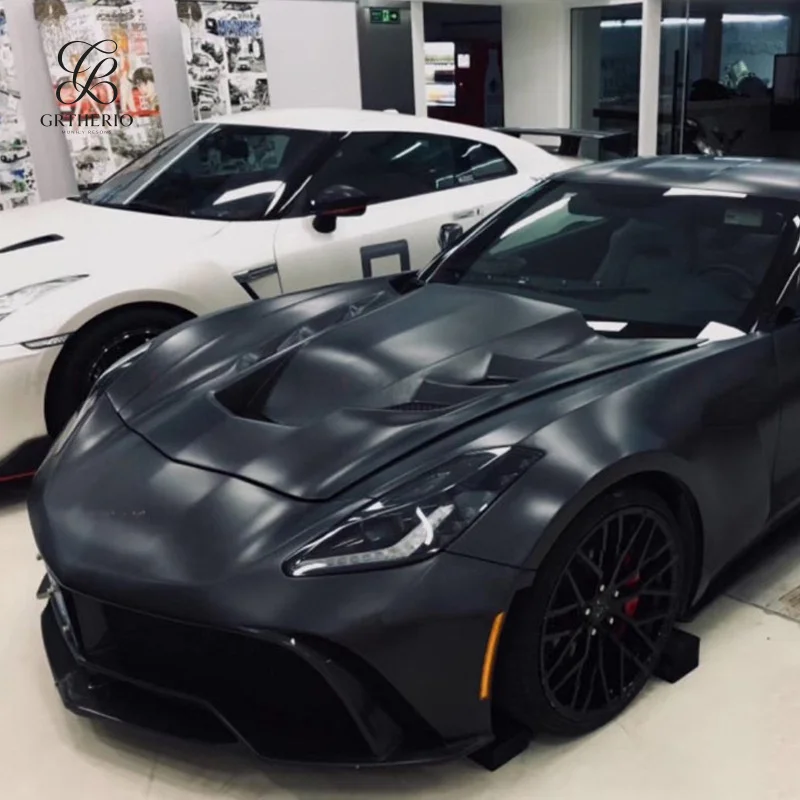 Suitable for Chevrolet Corvette C7 carbon fiber modified hood, engine cover, car exterior parts