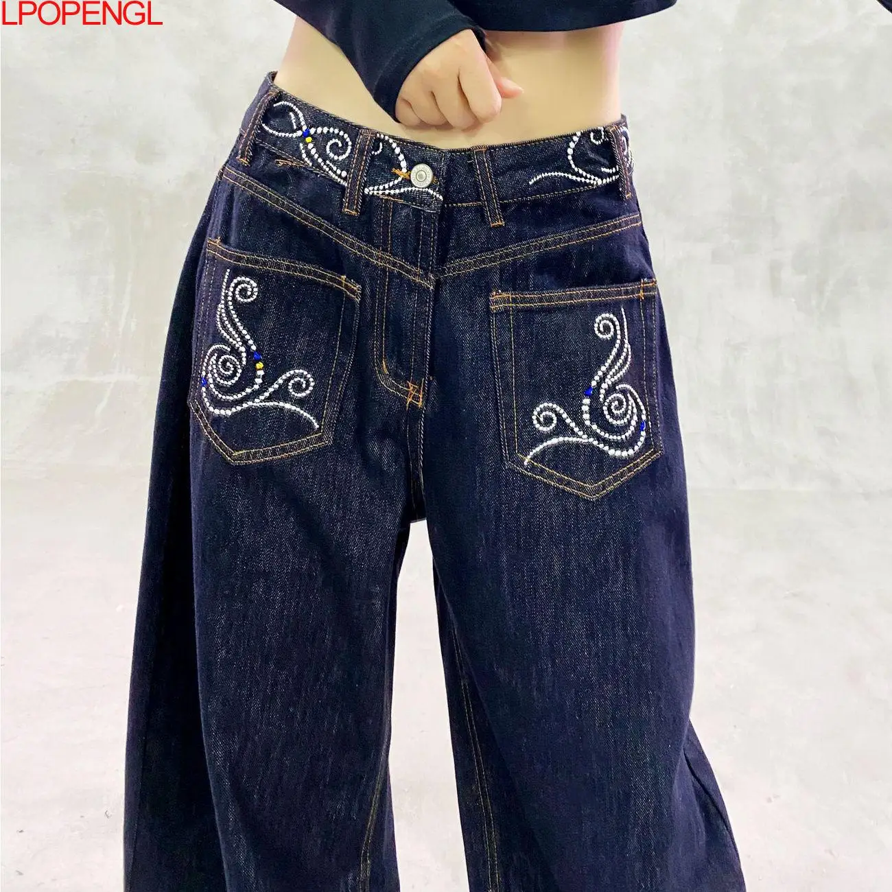 Damskie jeansy w stylu etnicznym z kieszeniami i haftem, sprane na niebiesko, nowy jesienny model, z wysokim stanem, luźne, uniwersalne, proste spodnie z szerokimi nogawkami.
